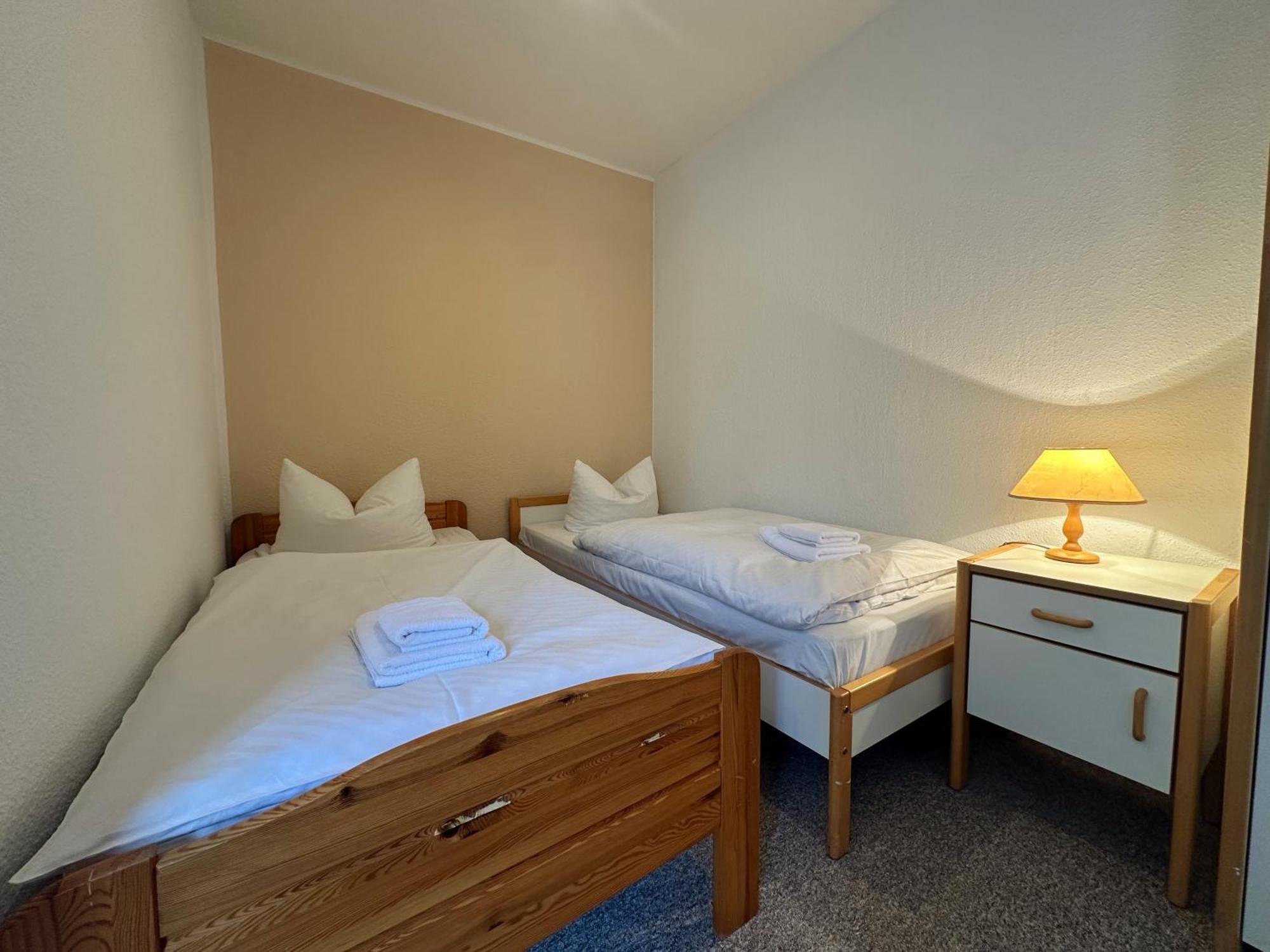 Hotel Am Laerchenberg I Fruehstueck, Wlan, Parkplatz Schirgiswalde-Kirschau Exteriör bild