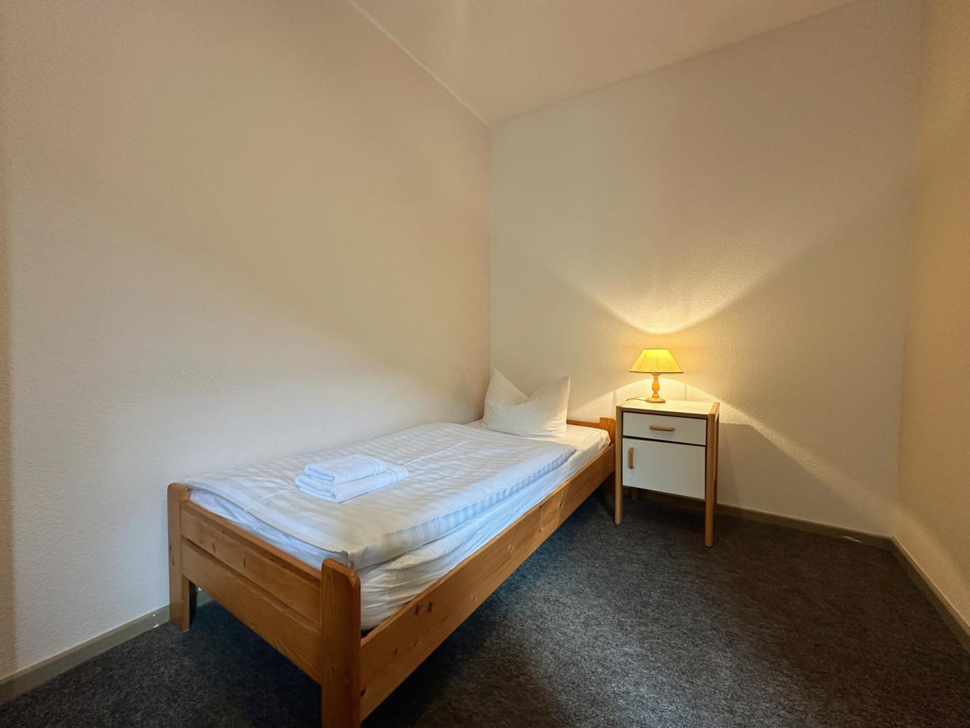 Hotel Am Laerchenberg I Fruehstueck, Wlan, Parkplatz Schirgiswalde-Kirschau Exteriör bild